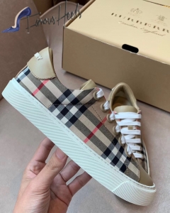 Burberry Sneakers BBRSN2111123432200082